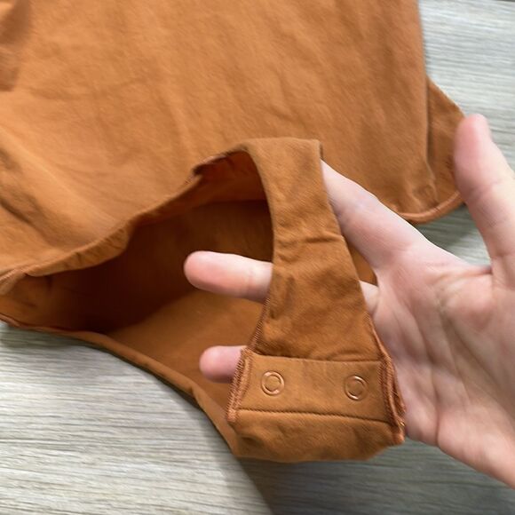 SKIMS Everyday Sculpt Bodysuit - Picture 6 of 7